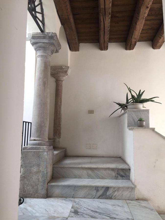 Apartment Bonello Palermo